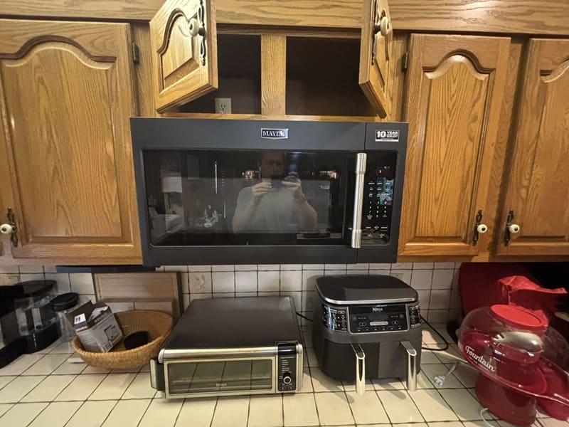 Microwave Installation in Riviera Beach, FL